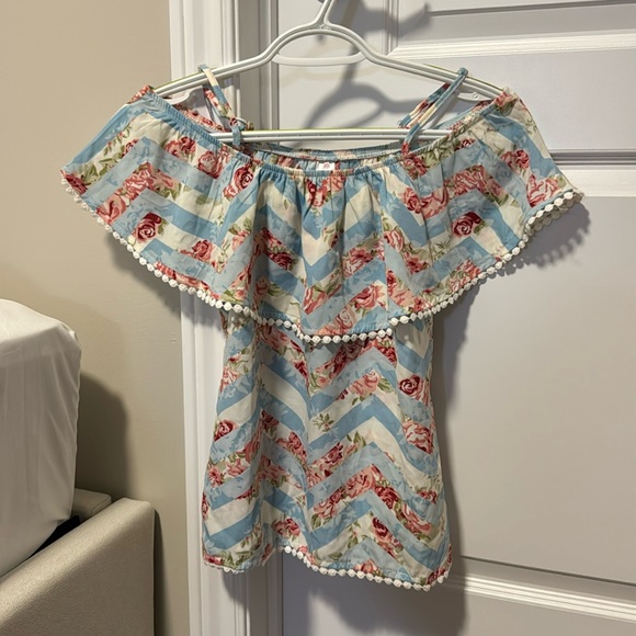 Brand new cold shoulder floral top - Picture 1 of 2